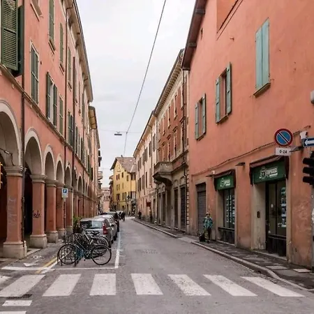 Central Elegant Apartment - Liberty House Bologna Exterior photo